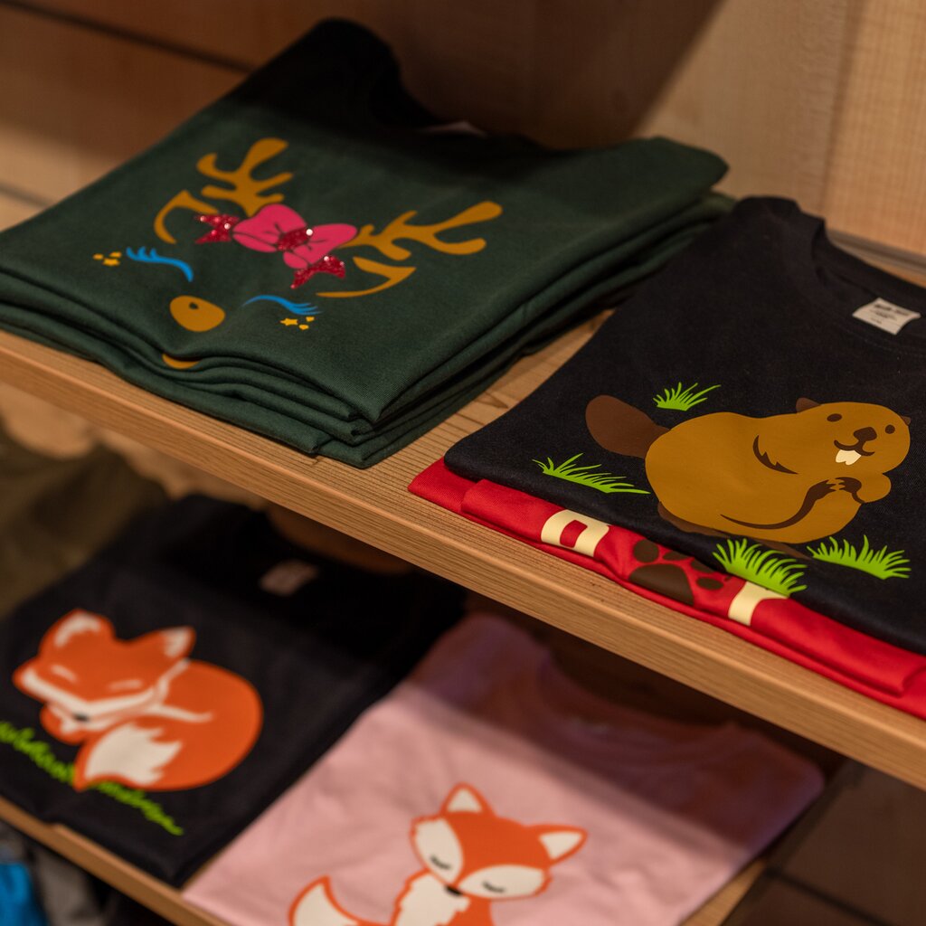 Negozi E Noleggi Aperti