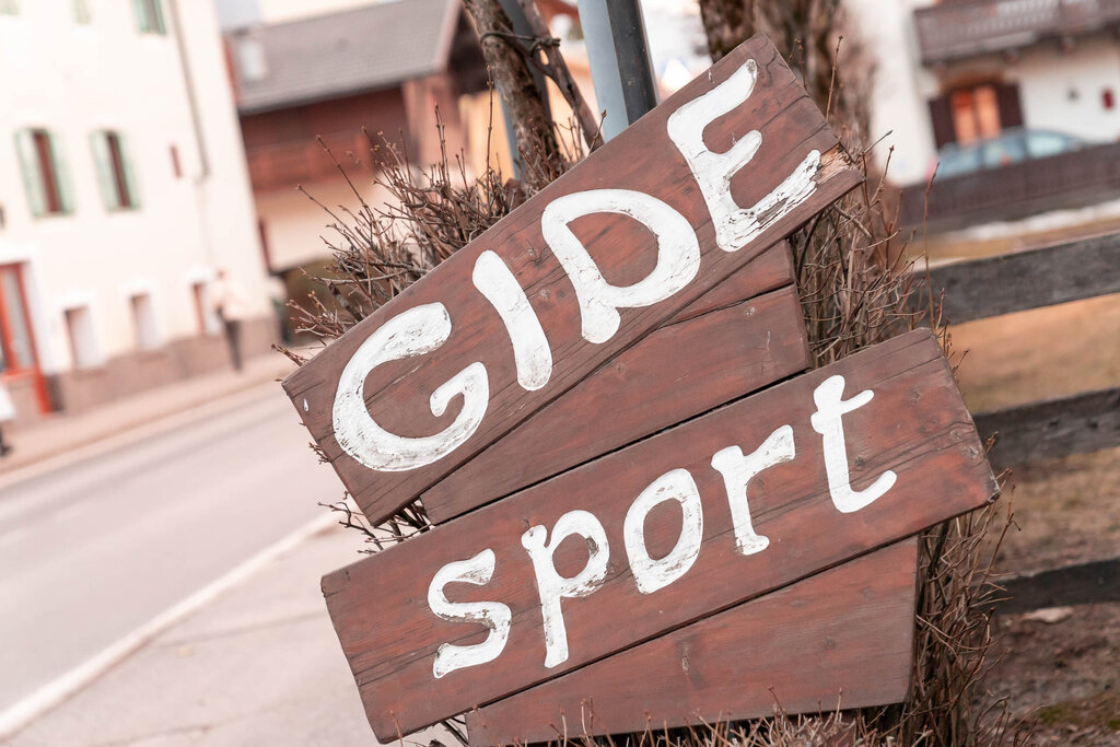 Content Dam Org 3 Images Full Rights Shopping Gide Sport Gide Sport Moena Apt Val Di Fassa Mrizzi 02