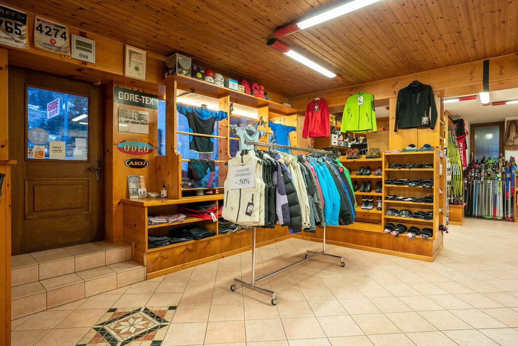 Content Dam Org 3 Images Full Rights Shopping Gide Sport Gide Sport Moena Apt Val Di Fassa Mrizzi 09