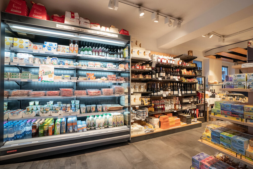 Content Dam Org 3 Images Full Rights Shopping L Malgher L Malgher Pozza Apt Val Di Fassa Mrizzi 04