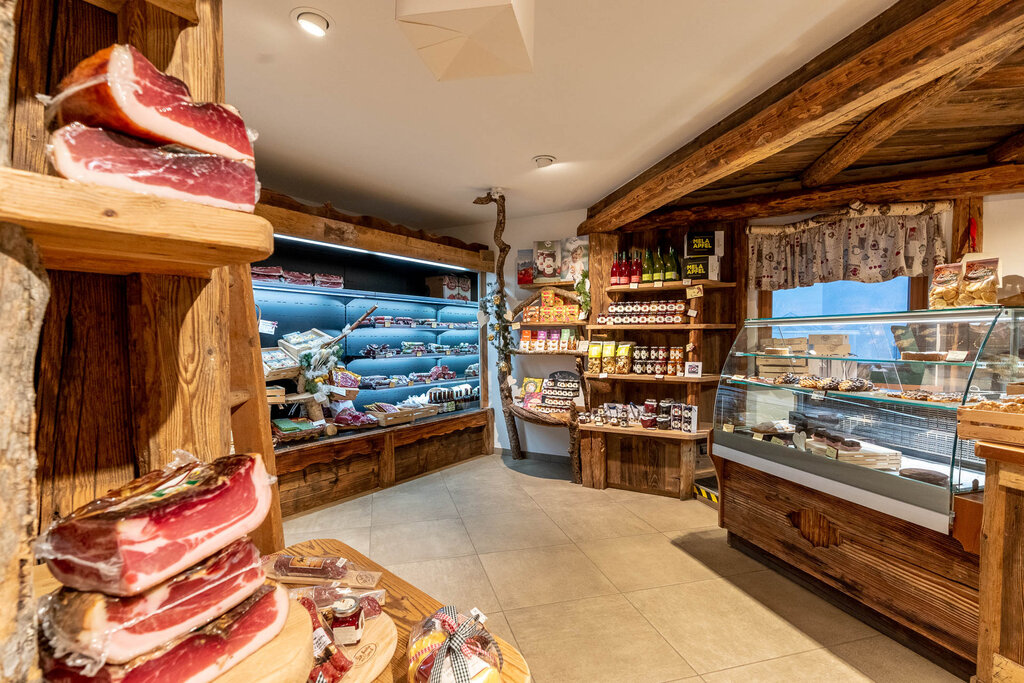 Content Dam Org 3 Images Full Rights Shopping La Baita Dello Speck  Baita Dello Speck Campitello Archivio Apt Val Di Fassa Mrizzi 01