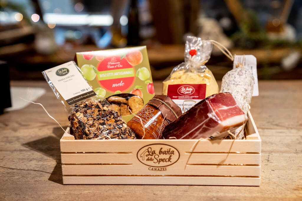 Content Dam Org 3 Images Full Rights Shopping La Baita Dello Speck  Baita Dello Speck Canazei Archivio Apt Val Di Fassa Mrizzi 11