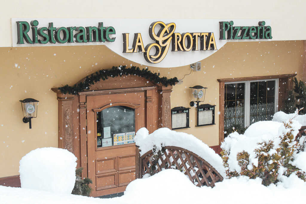 Content Dam Org 3 Images Full Rights Gusto Ristorante Pizzeria La Grotta La Grotta Vigo Archivio Apt Val Di Fassa Mrizzi 03