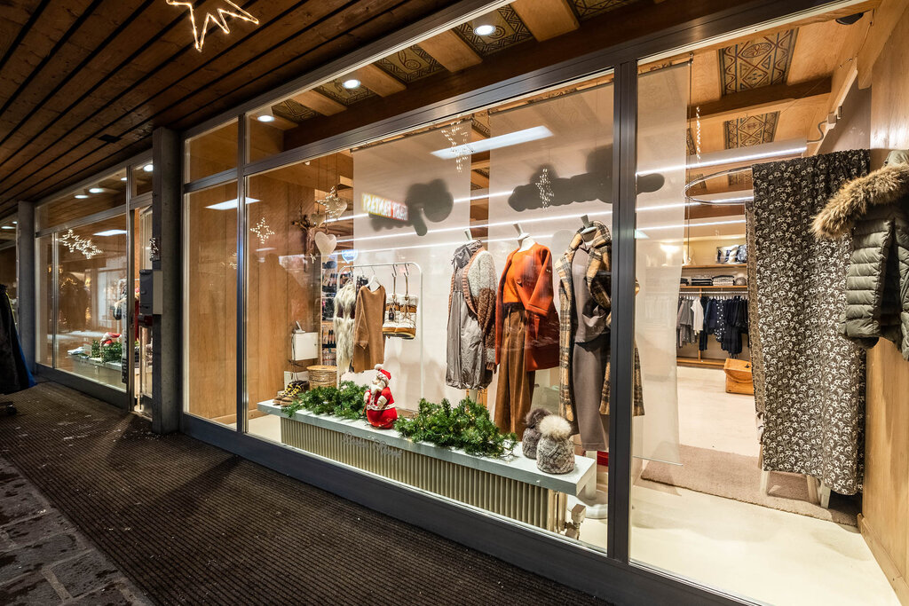 Content Dam Org 3 Images Full Rights Shopping Ladin Sport Campitello Ladin Sport Campitello Archivio Apt Val Di Fassa Mrizzi 120