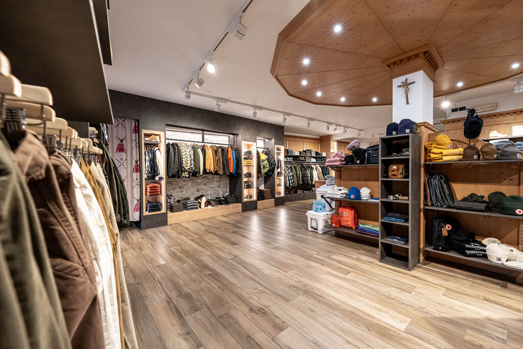 Content Dam Org 3 Images Full Rights Shopping Ladin Sportswear Fashion Ladin Sportswear E Fashion Archivio Apt Val Di Fassa Mrizzi 13
