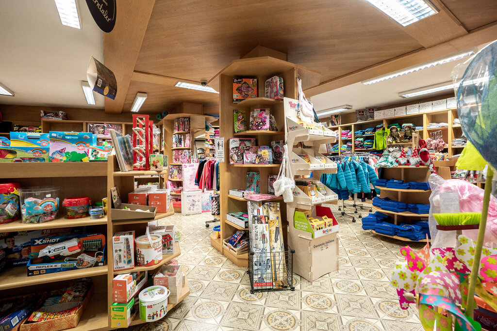 Content Dam Org 3 Images Full Rights Shopping Lino Sport Lino Sport Pozza Archivio Apt Val Di Fassa Mrizzi 21
