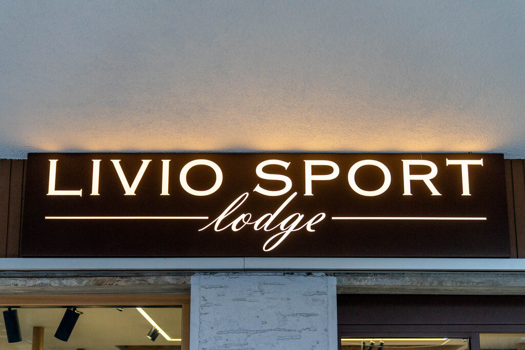 Content Dam Org 3 Images Full Rights Shopping Livio Sport Lodge Liviosportlodge Canazei Apt Val Di Fassa Mattiarizzi Inv (2)