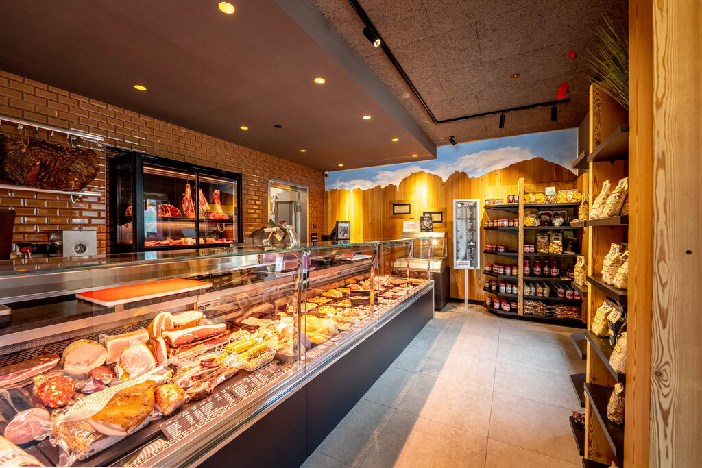Content Dam Org 3 Images Full Rights Shopping Macelleria F Lli Pellegrin Macelleria Flli Pellegrin Vigo Archivio Apt Val Di Fassa Mrizzi 2