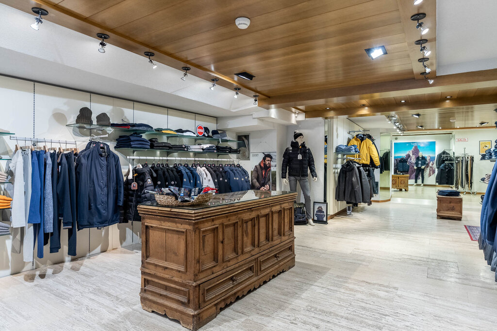 Content Dam Org 3 Images Full Rights Shopping Mode Sport Mode Sport Moena Apt Val Di Fassa Mrizzi 03