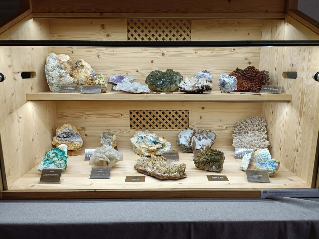 Mineralogy Club Exhibition