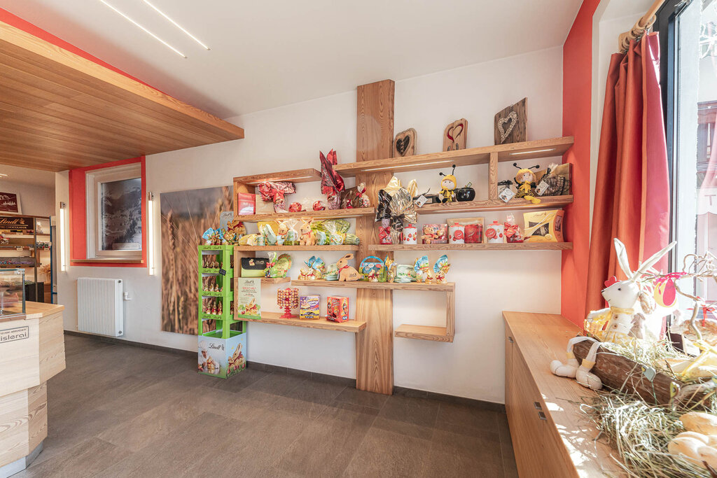 Content Dam Org 3 Images Full Rights Shopping Panificio Pasticceria Boninsegna Panificio Pasticceria Boninsegna Vigo Archivio Apt Val Di Fassa Mrizzi 2