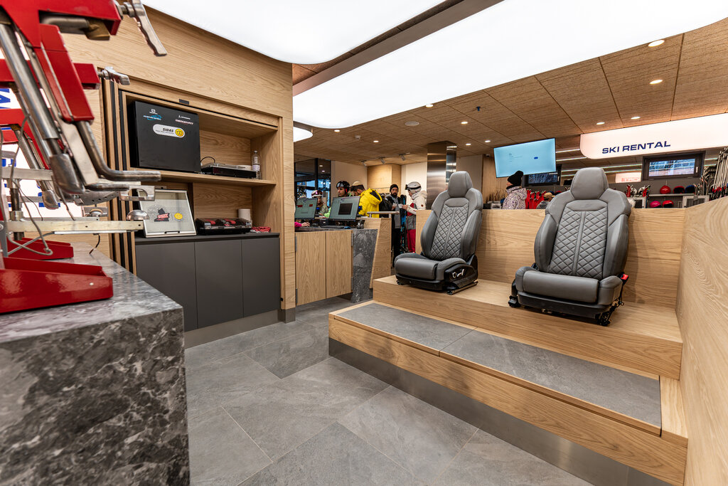 Content Dam Org 3 Images Full Rights Servizi Noleggi Sci E Snowboard Peak Sport Peak Sport 09