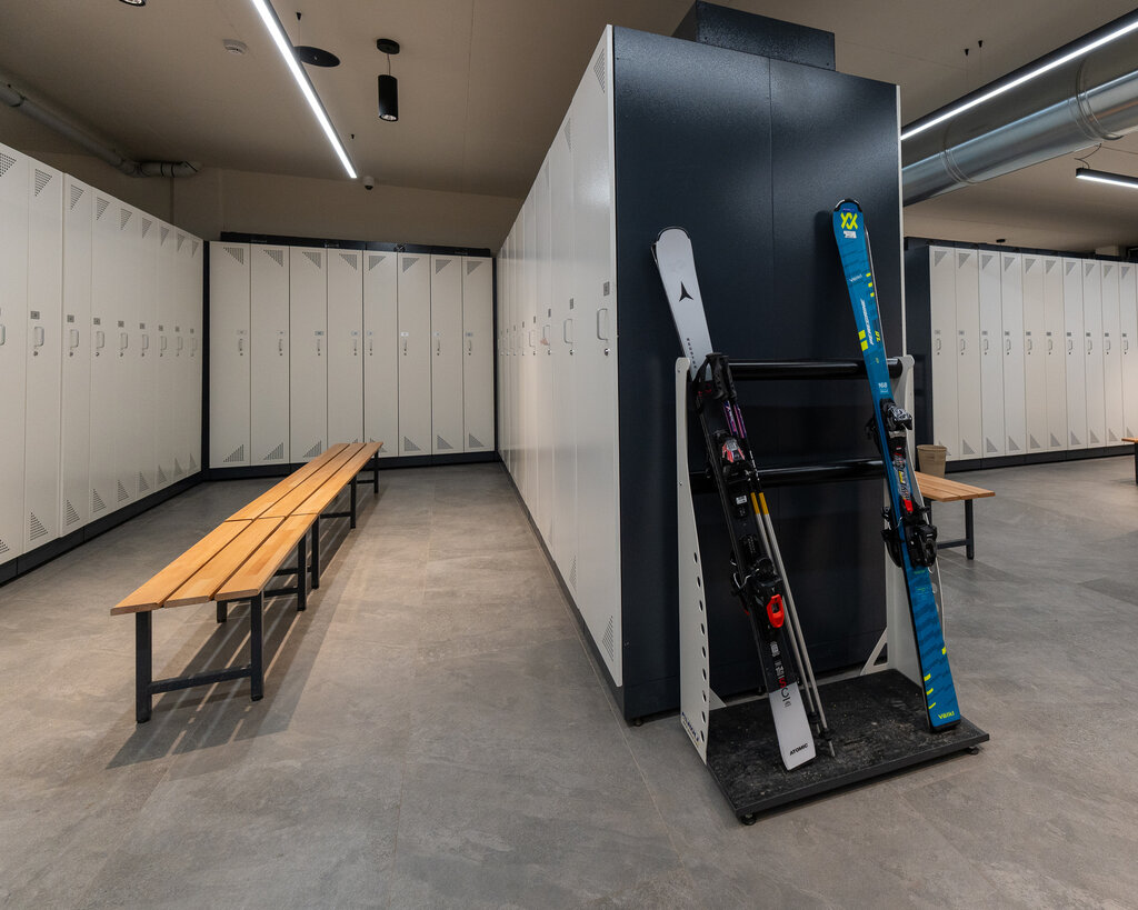 Content Dam Org 3 Images Full Rights Servizi Noleggi Sci E Snowboard Peak Sport Peak Sport Canazei 83