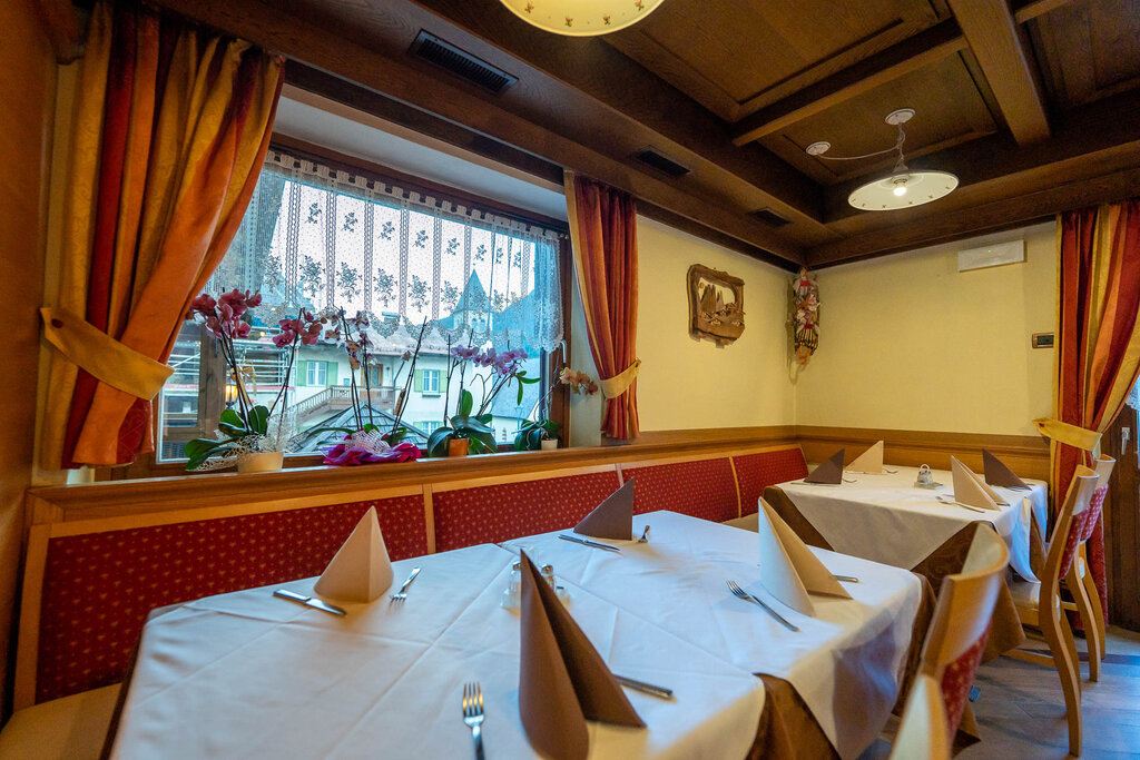 Content Dam Org 3 Images Full Rights Gusto Ristorante Pizzeria Hotel Val Udai Hotel Val Udai Mazzin Apt Val Di Fassa Mrizzi 10