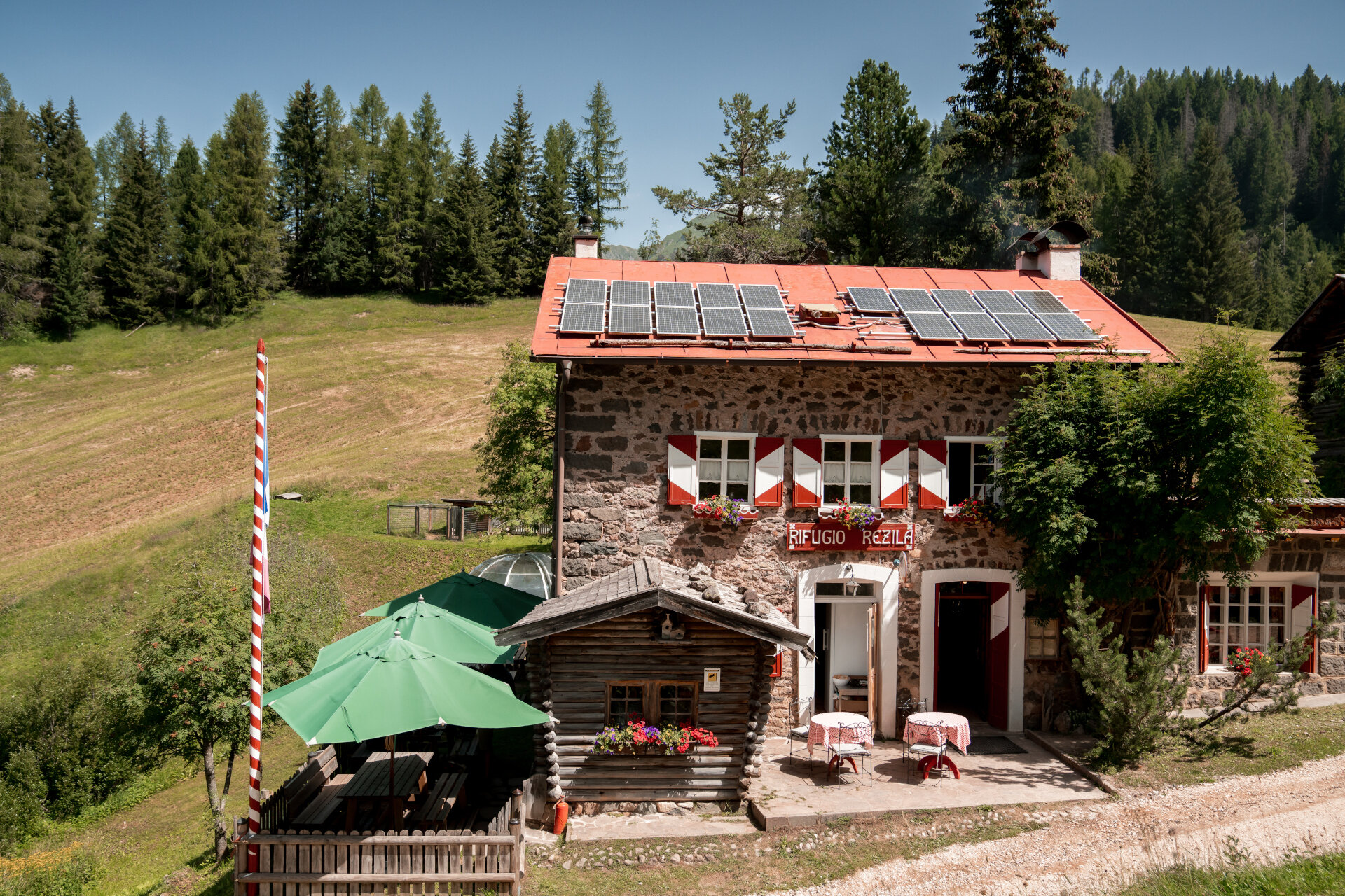 Rifugio La Rezila