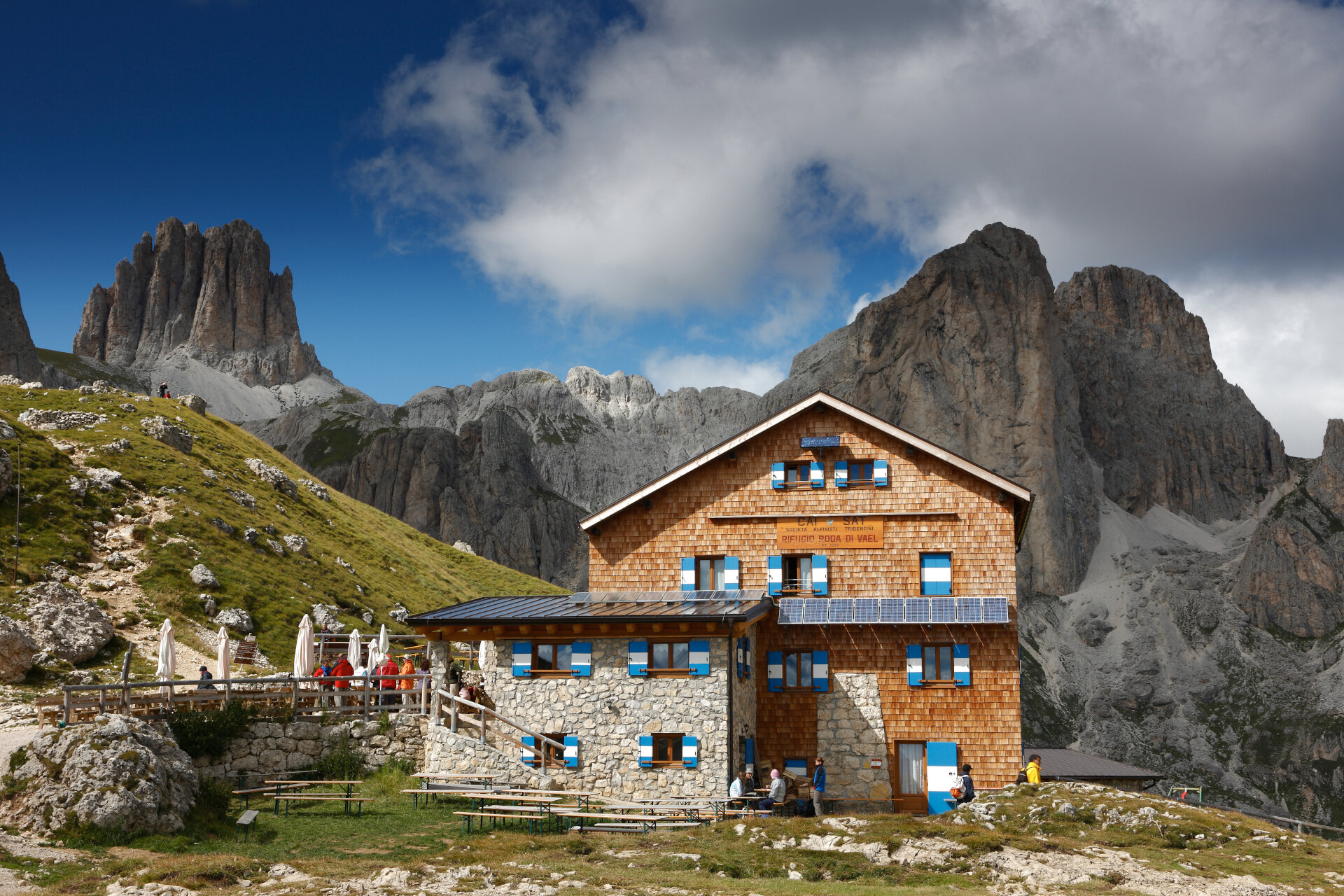 Rifugio Roda di Vael - Rotwandhütte