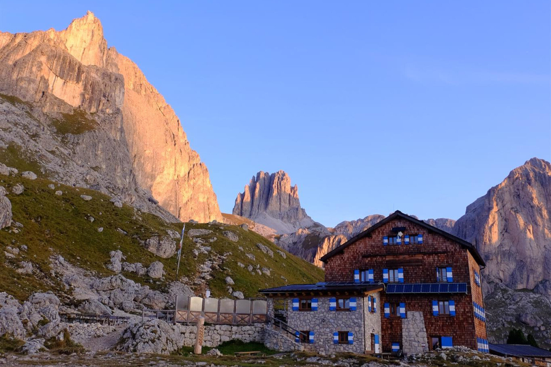 Rifugio Roda Di Vael   Rotwandhütte