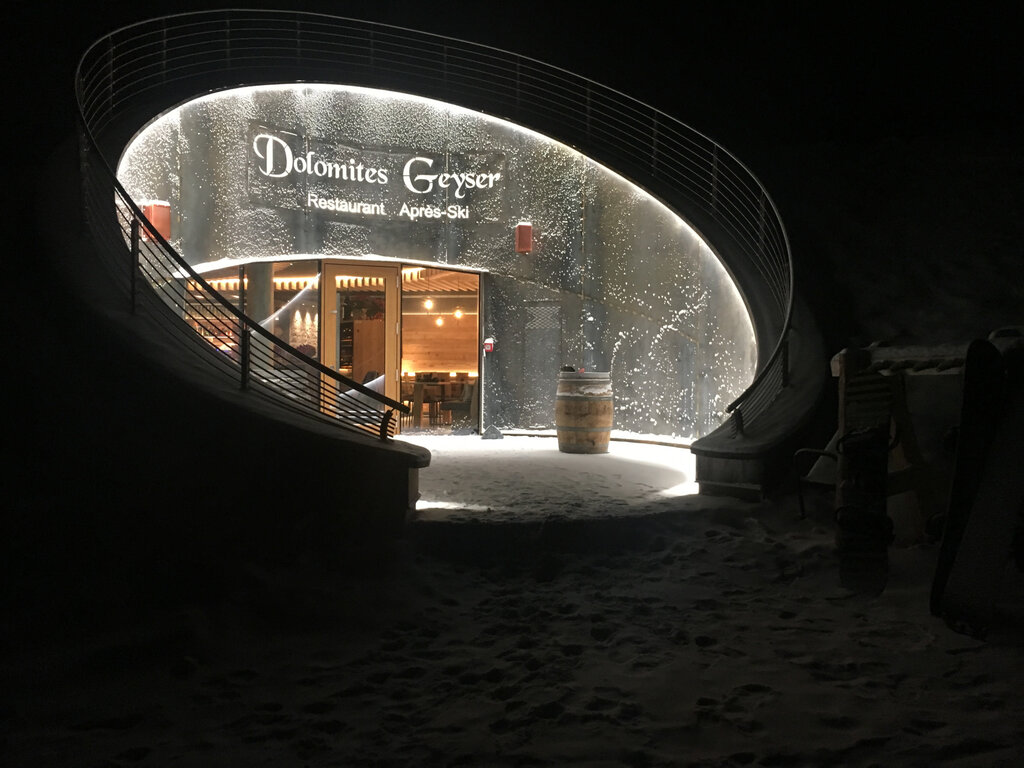 Content Dam Org 3 Images Full Rights Gusto Ristorante Apres Ski Dolomites Geyser Dolomites Geyser Pozza