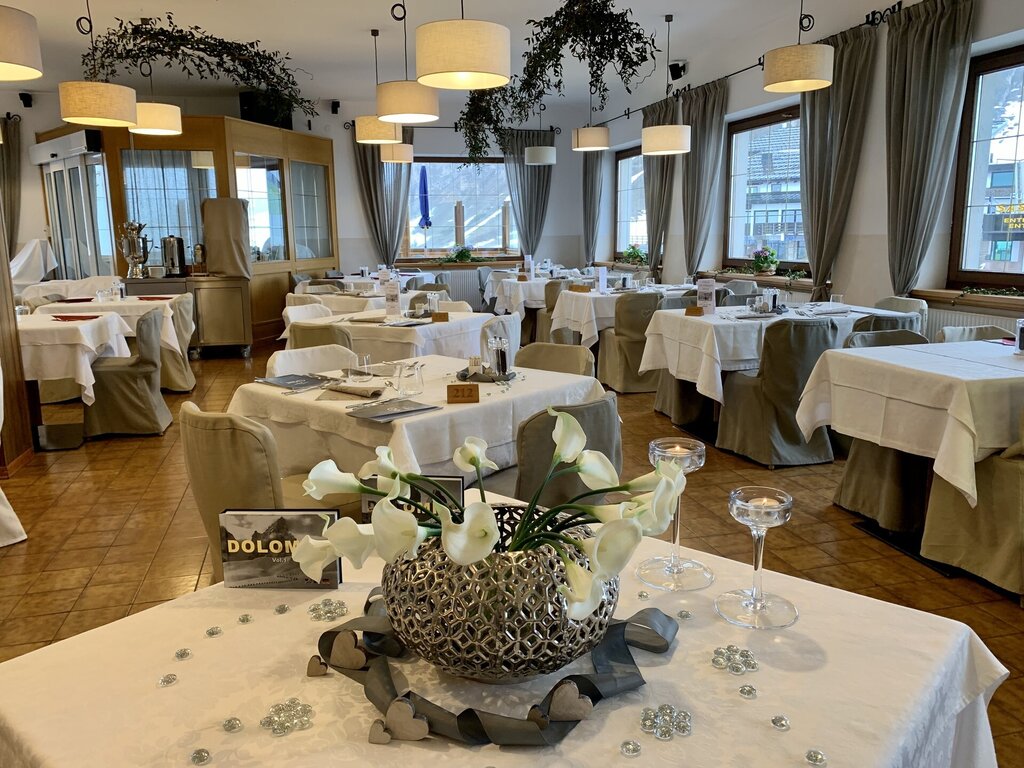 Content Dam Org 3 Images Full Rights Gusto Ristorante Hotel Col Di Lana Ristorantehotelcoldilana Passopordoi 005