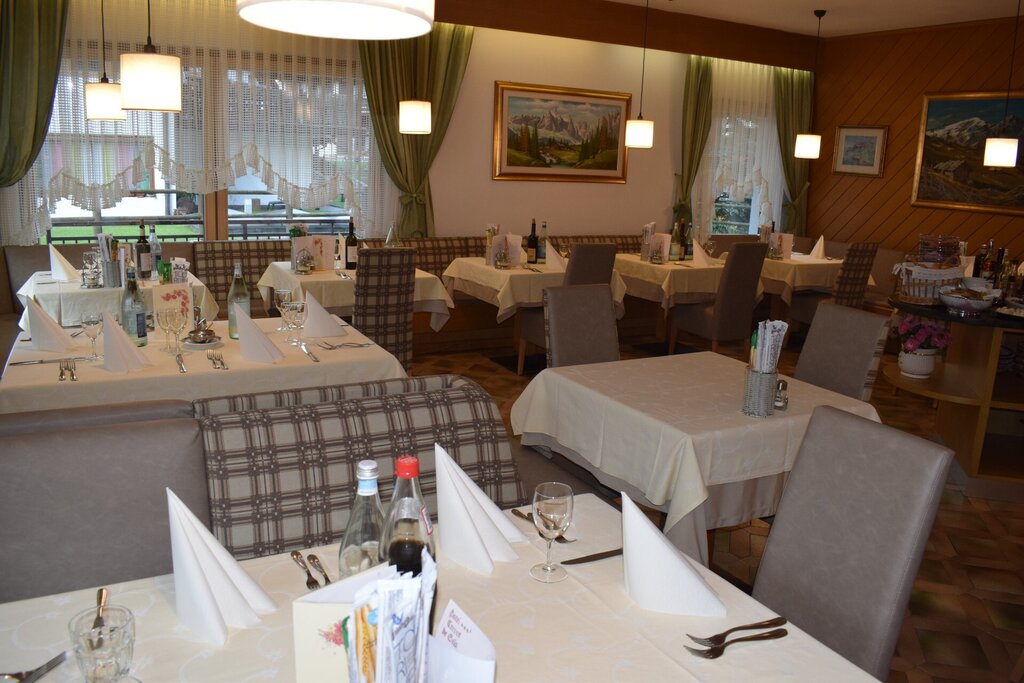 Content Dam Org 3 Images Full Rights Gusto Ristorante Hotel Crepes De Sela Ristorantehotelcrepesdesela Campitellodifassa 005