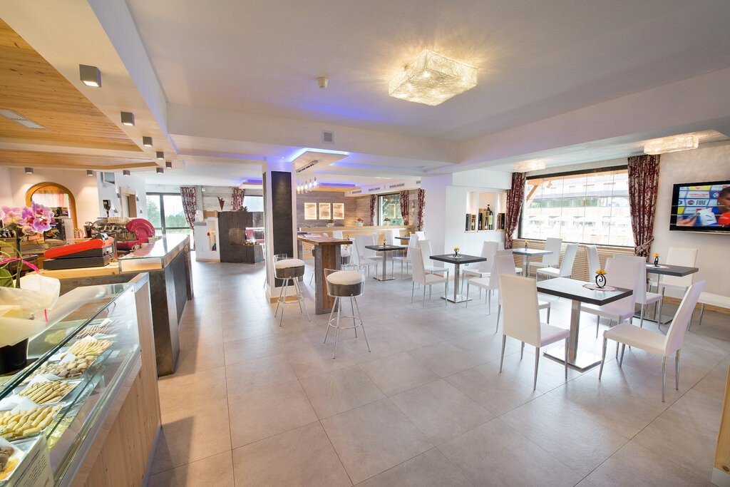 Content Dam Org 3 Images Full Rights Gusto Ristorante Hotel Cristallo Nichis Lounge Hotel Cristallo Nichis Lounge San Pellegrino Archivio Apt Val Di Fassa 3