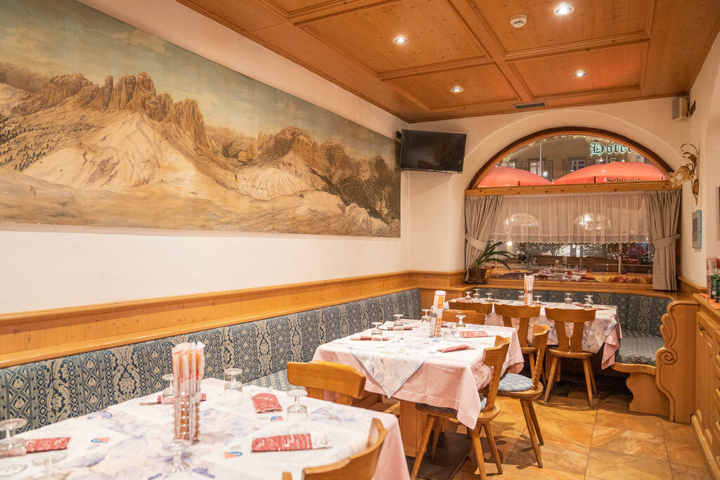 Content Dam Org 3 Images Full Rights Gusto Ristorante Pizzeria Hotel Laurin Pizzeria Ristorante Laurin Canazei Archivio Apt Val Di Fassa Mattia Rizzi 01