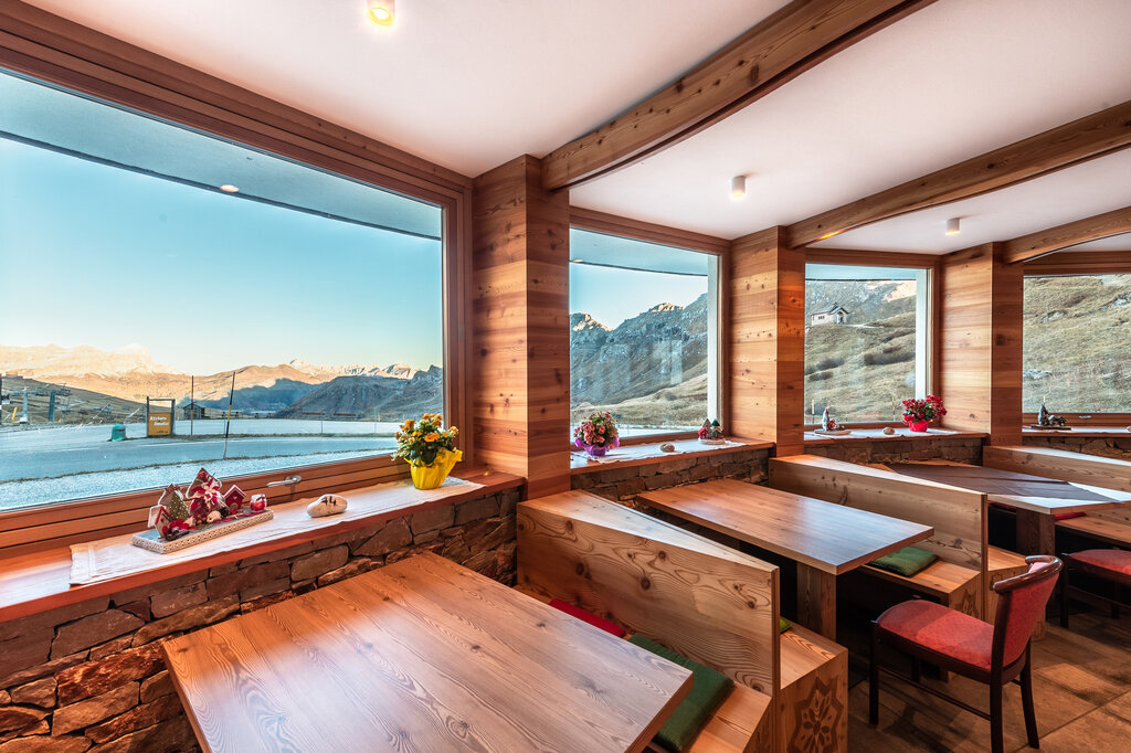 Content Dam Org 3 Images Full Rights Gusto Ristorante Hotel Savoia Hotel Savoia Passo Pordoi Ph Andrea Costa 21