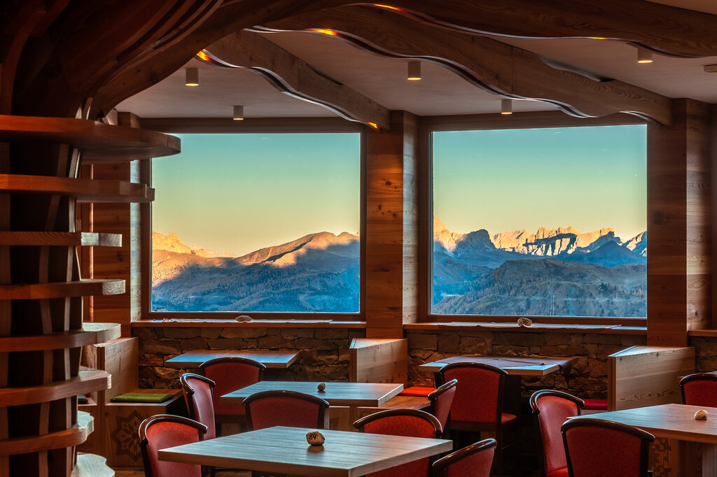 Content Dam Org 3 Images Full Rights Gusto Ristorante Hotel Savoia Hotel Savoia Passo Pordoi Ph Andrea Costa 22