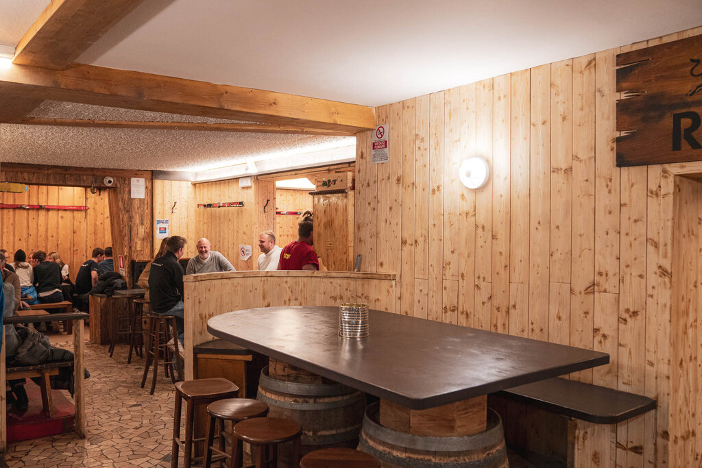 Content Dam Org 3 Images Full Rights Gusto Rosengarten Apres Ski Archivio Apt Val Di Fassa Rosengarten Apres Ski Canazei Mrizzi 07