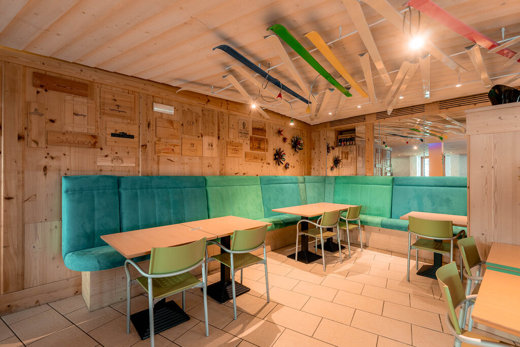 Content Dam Org 3 Images Full Rights Gusto Bar Ristorante Pizzeria Snow Thrill Snow Thrill Passo San Pellegrino Moena Apt Val Di Fassa Mrizzi 06