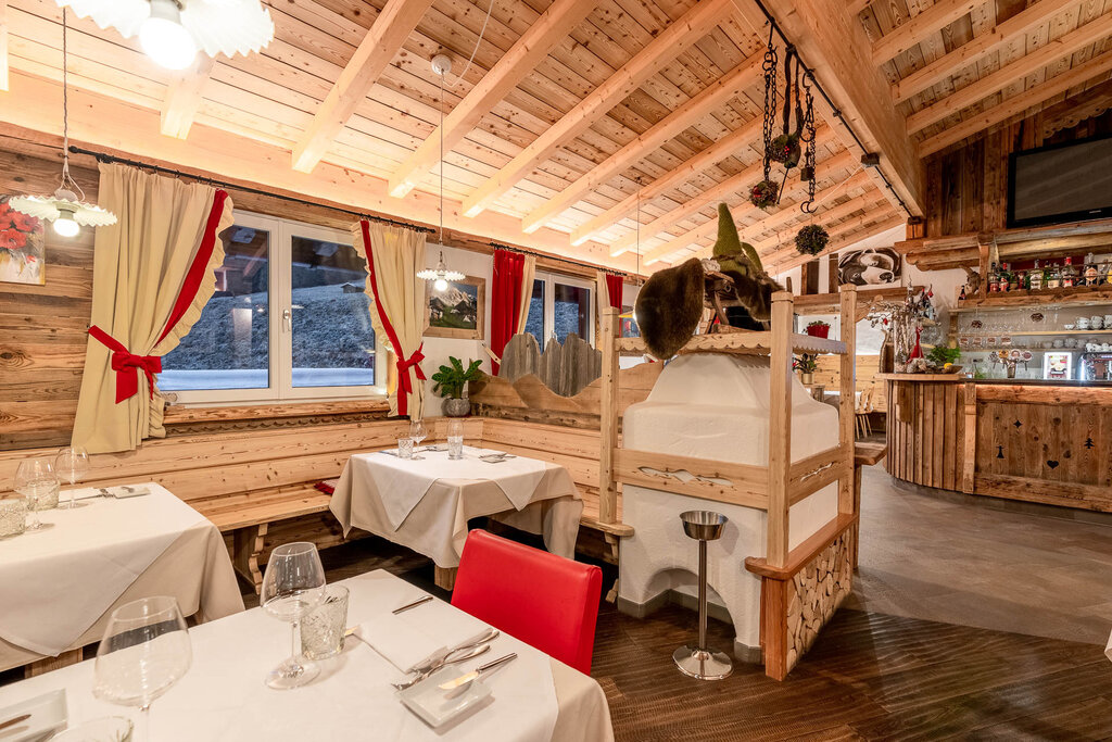 Content Dam Org 3 Images Full Rights Gusto Tobi&agrave; De Zeli Tobia De Zeli Alba Di Canazei Archivio Apt Val Di Fassa Mrizzi 11